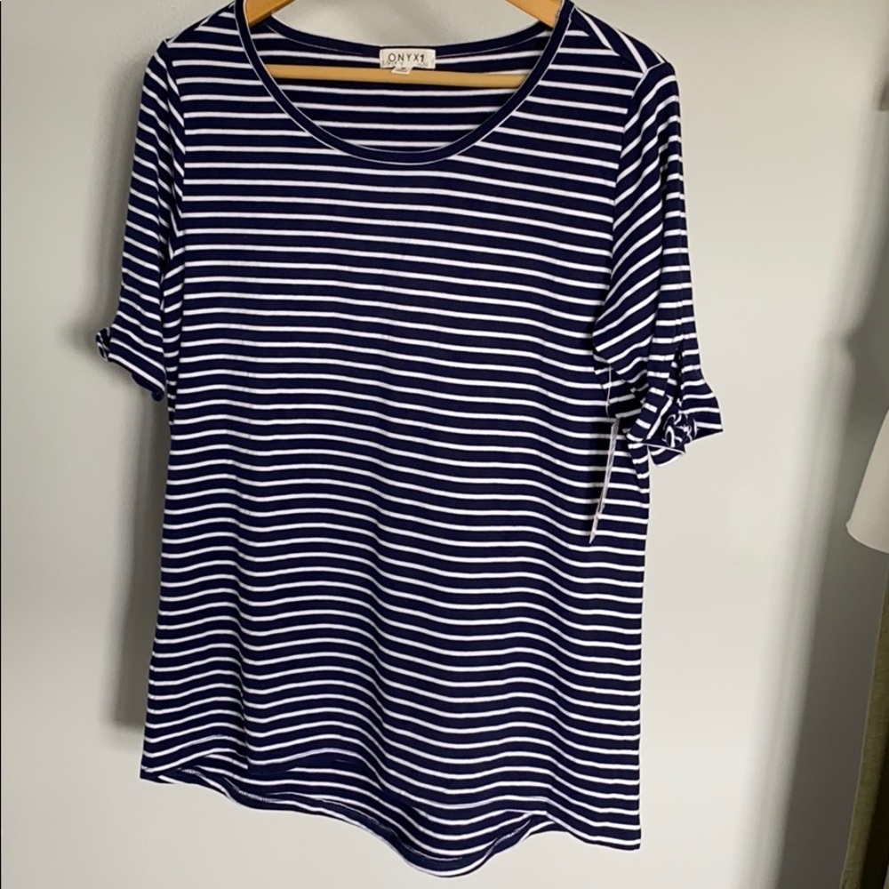Onyx Striped with Keyhole and tie crew neck top